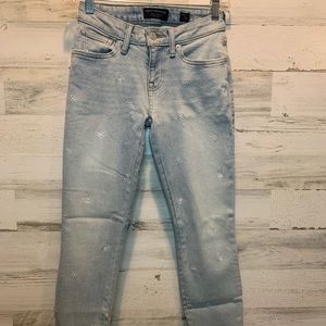 Light wash Lucky Brand Jeans!